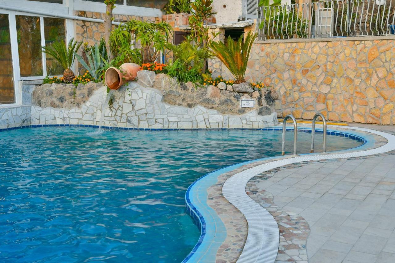 Hotel Terme Saint Raphael Barano dʼIschia Exteriör bild