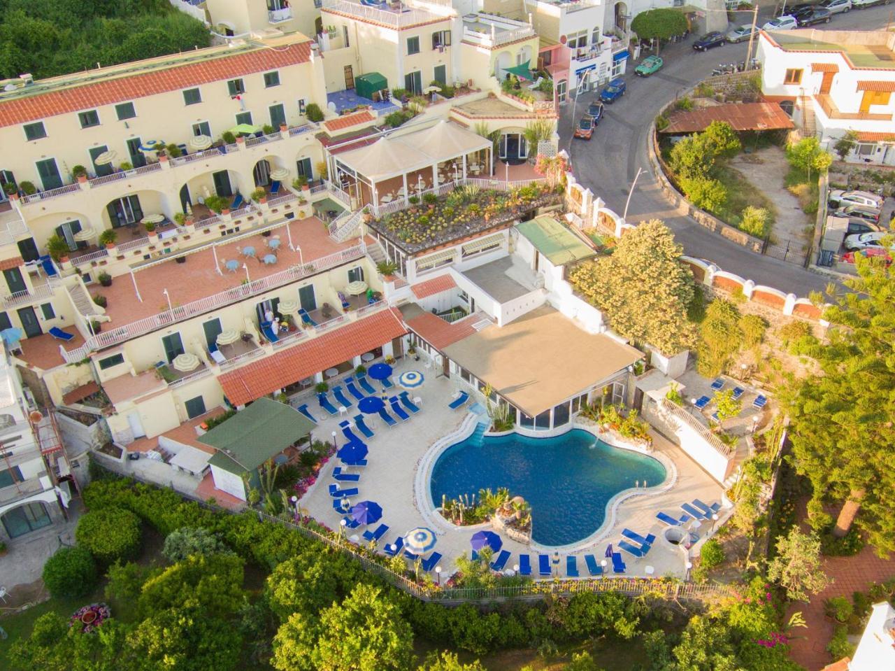 Hotel Terme Saint Raphael Barano dʼIschia Exteriör bild