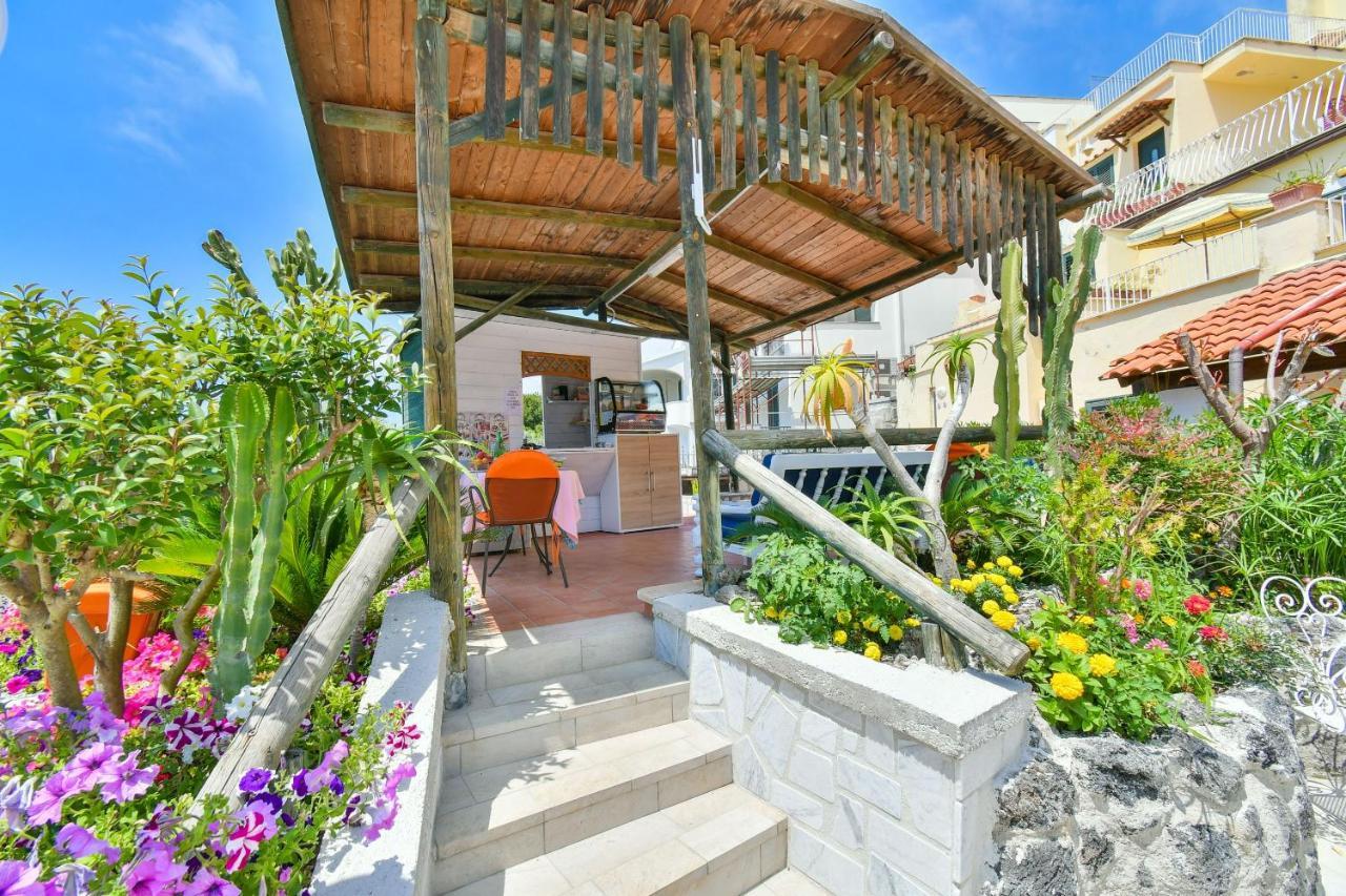 Hotel Terme Saint Raphael Barano dʼIschia Exteriör bild